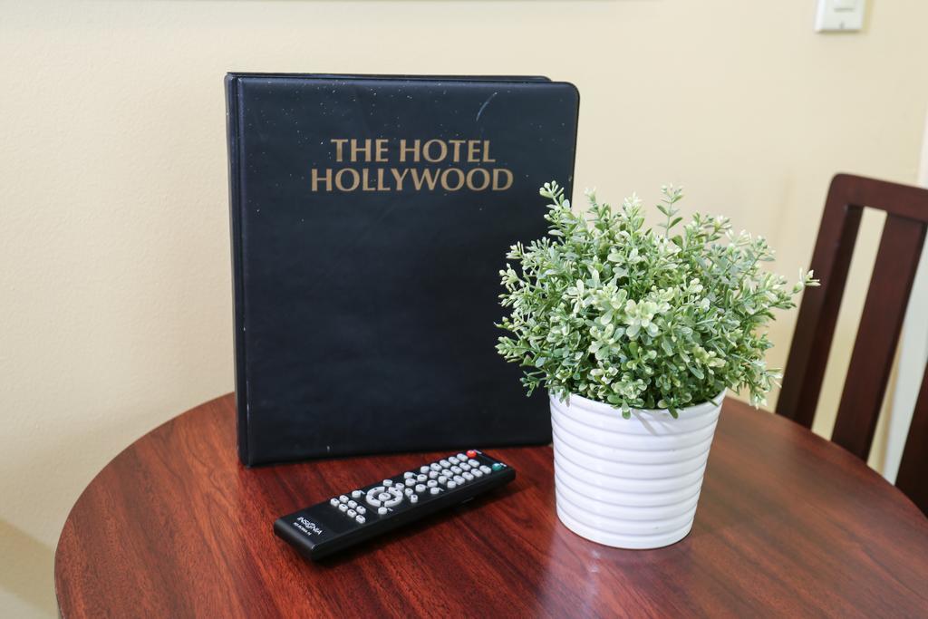 The Hollywood 2* Los Angeles