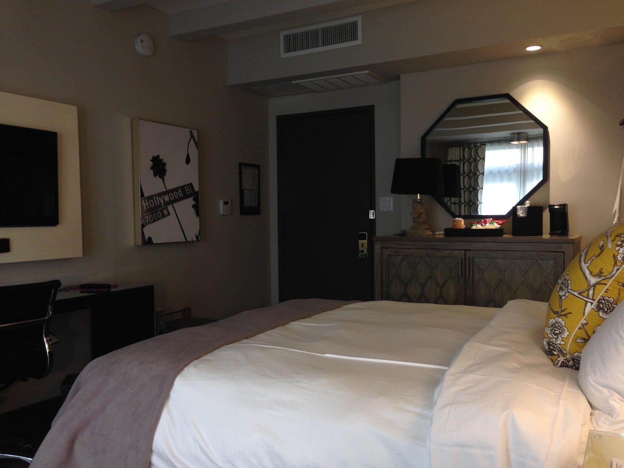 The Hollywood Hotel 2*